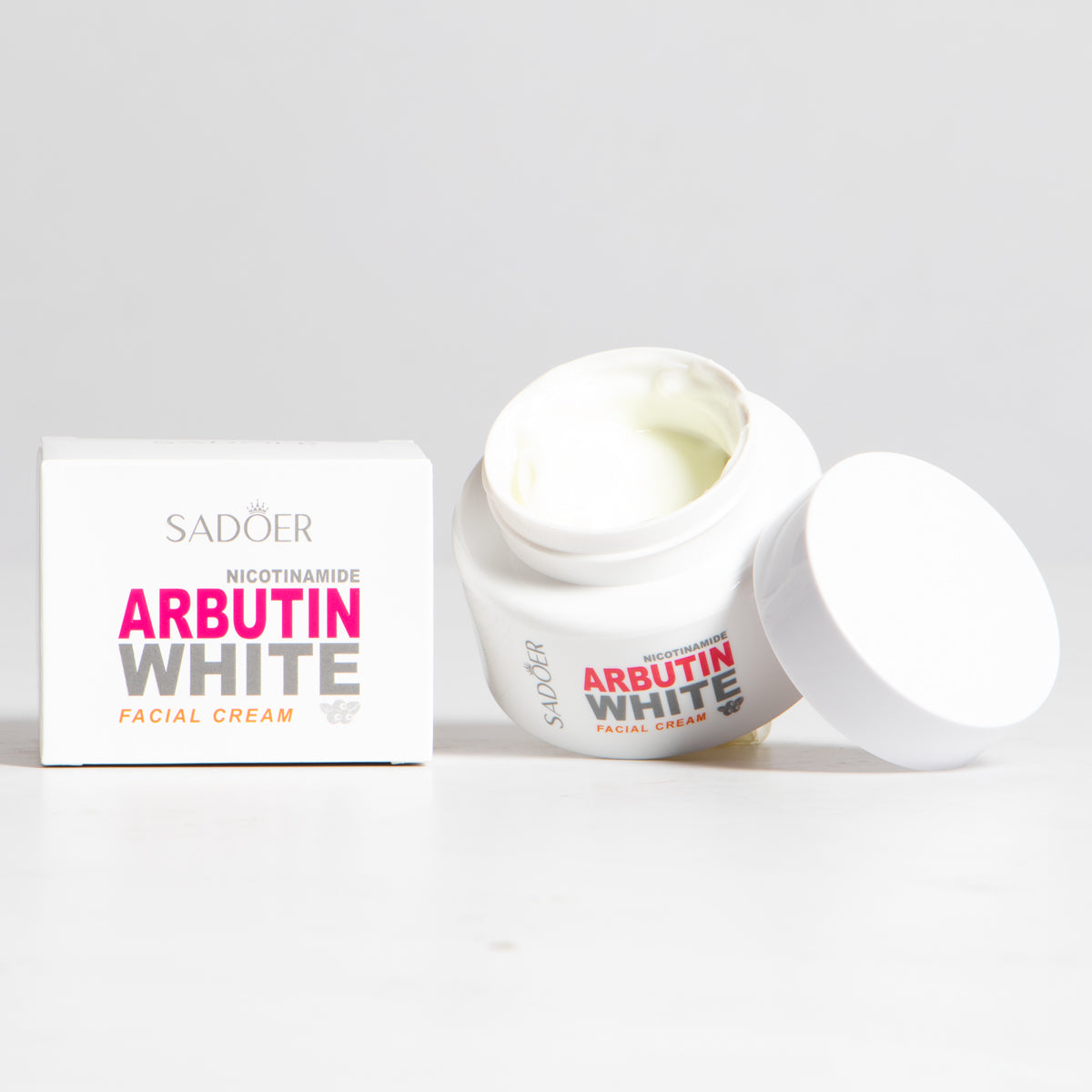 Arbutin white™  crema aclarante y antienvejecimiento